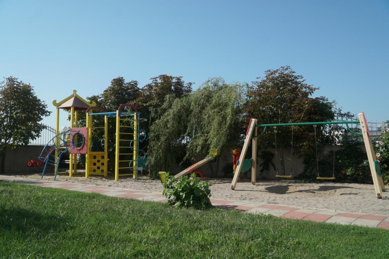 Радуга Курортная Гостиница Zatoka Exterior photo